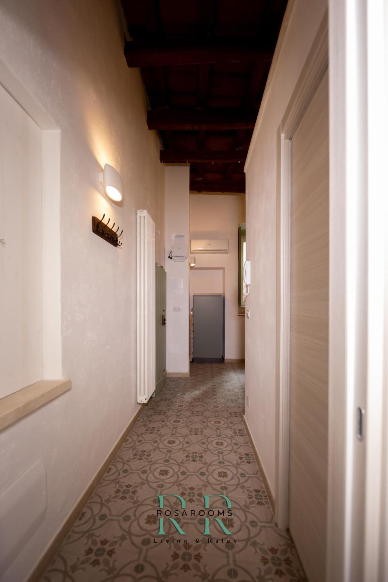 Rosa Rooms - Living & Relax - Family House Bisceglie Exterior photo